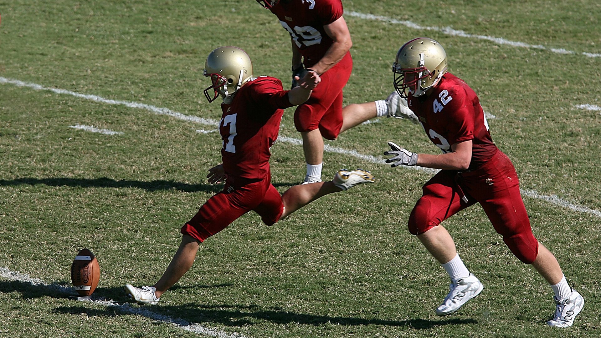 kaiyun·(中国)官方网站-体坛记忆|逆袭名场面!巴赫拉姆耍阴招被扣分,莫里飞膝逆袭引爆全场